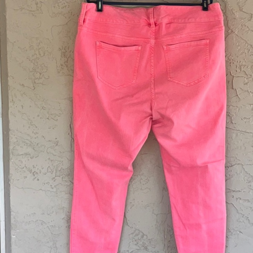 Torrid Vibrant Pink Denim Jeans Womens Size 20R Stretch - Picture 5 of 6